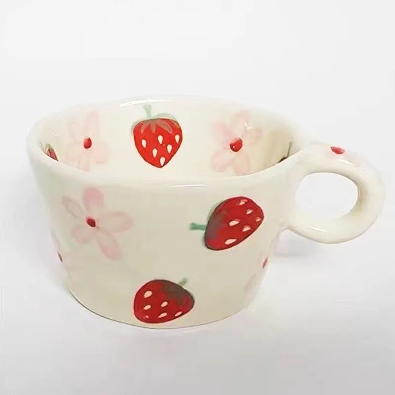 Tasse en Céramique Artisanale Peinte à la Main - Motifs Fraise et Fleurs 300ml