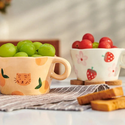 Tasse en Céramique Artisanale Peinte à la Main - Motifs Fraise et Fleurs 300ml