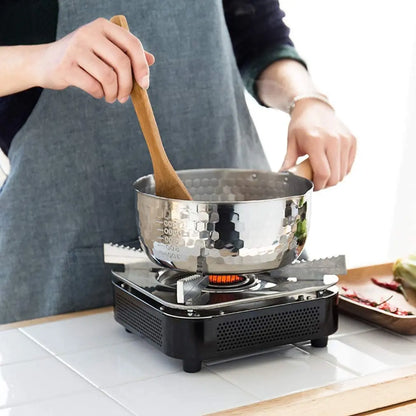 Casserole en Acier Inoxydable avec Couvercle - Manche en Bois et Bec Verseur